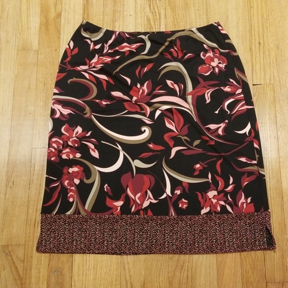 Skirt by parallel studio - Picture 2 of 4